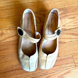 Josef seibel shoes Cara tan size 7 great condition